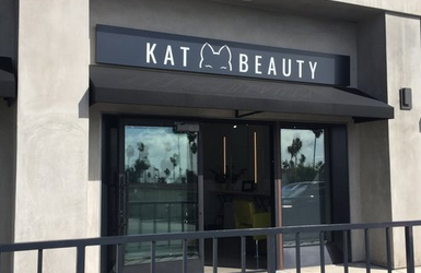 Kat Salon, Solana Beach, California